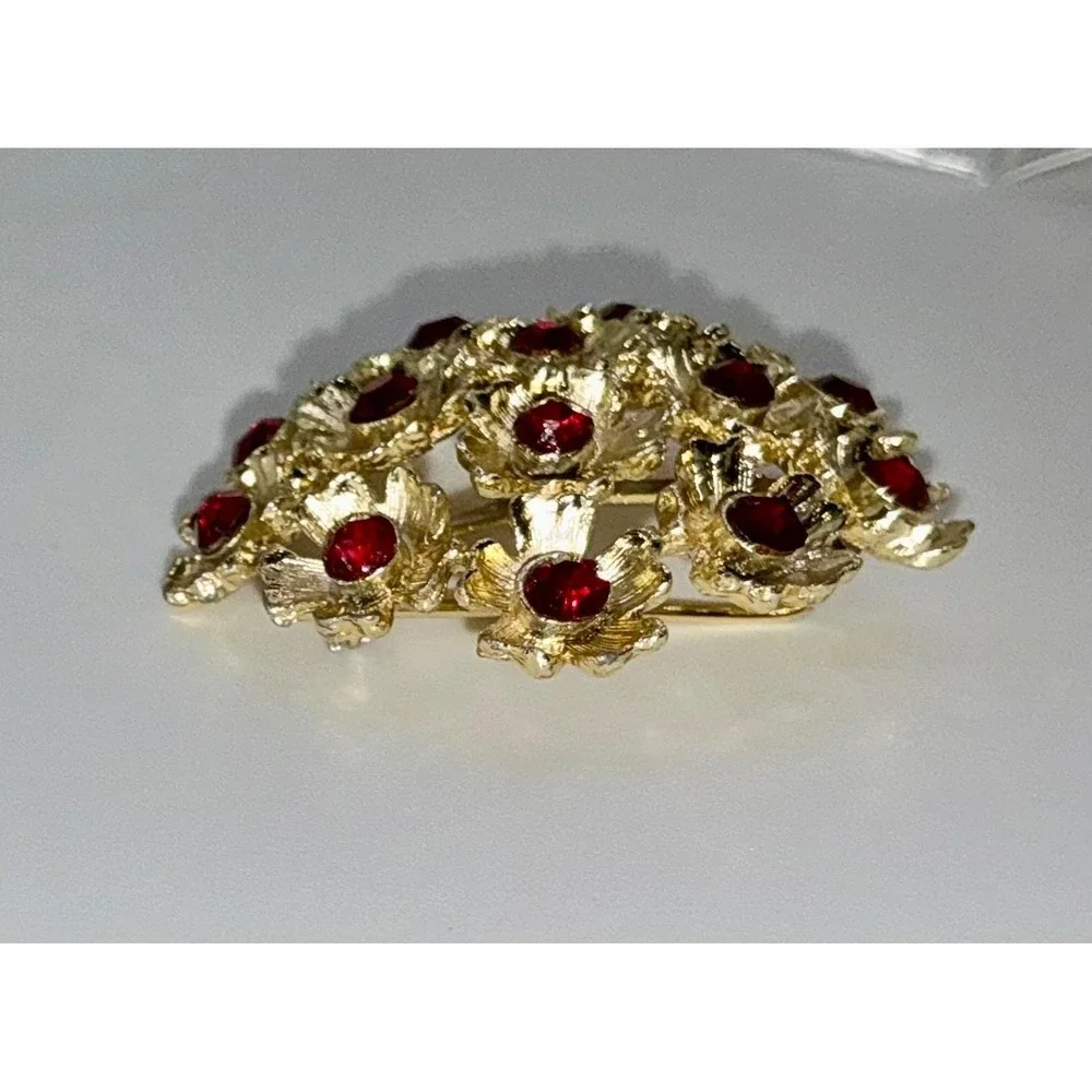 Vintage Gold-Tone Red‎ Rhinestone Floral Brooch 2